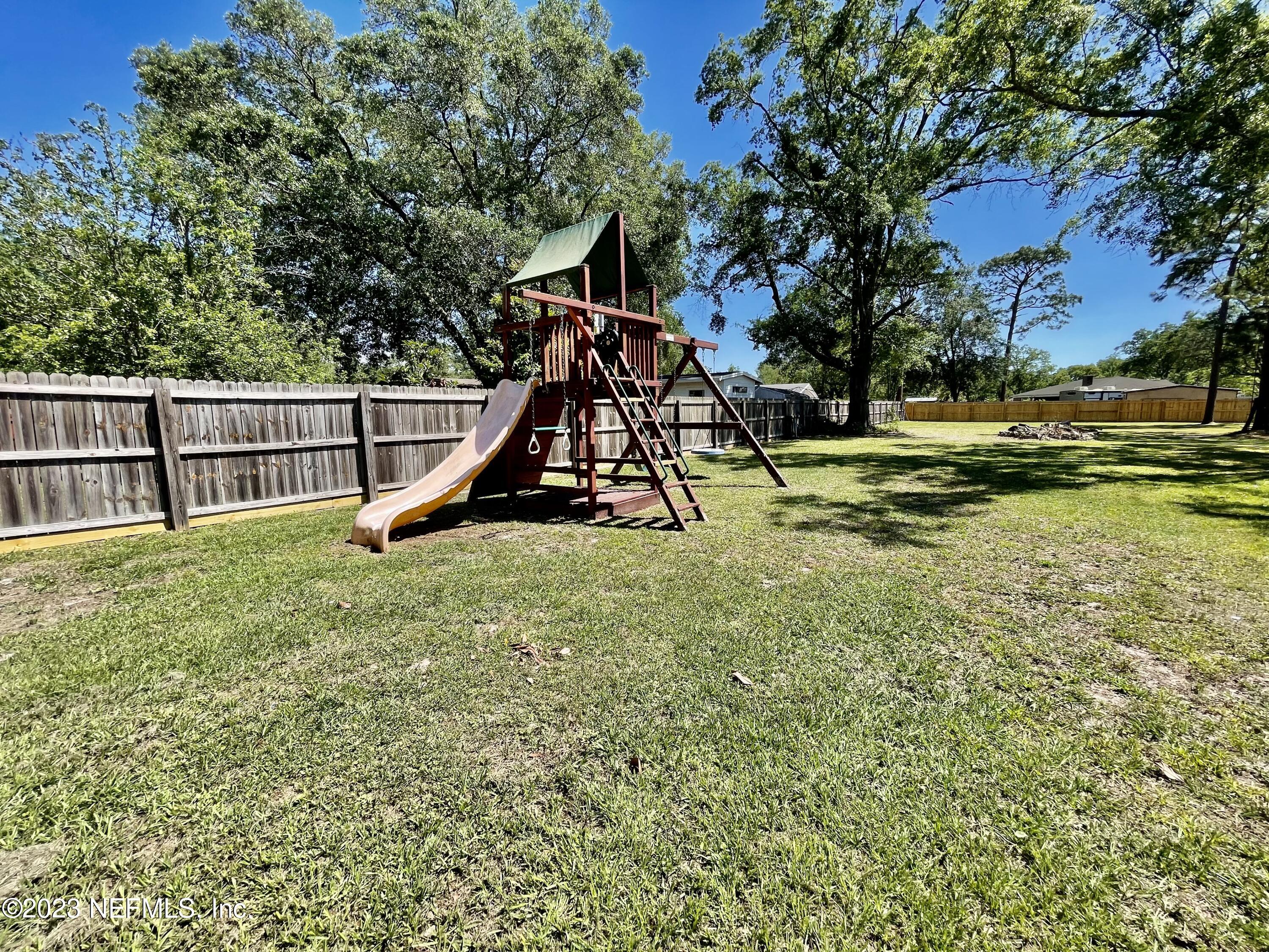 8250 Collins Road Jacksonville, FL 32244 - Photo 41 of 43 Play House
