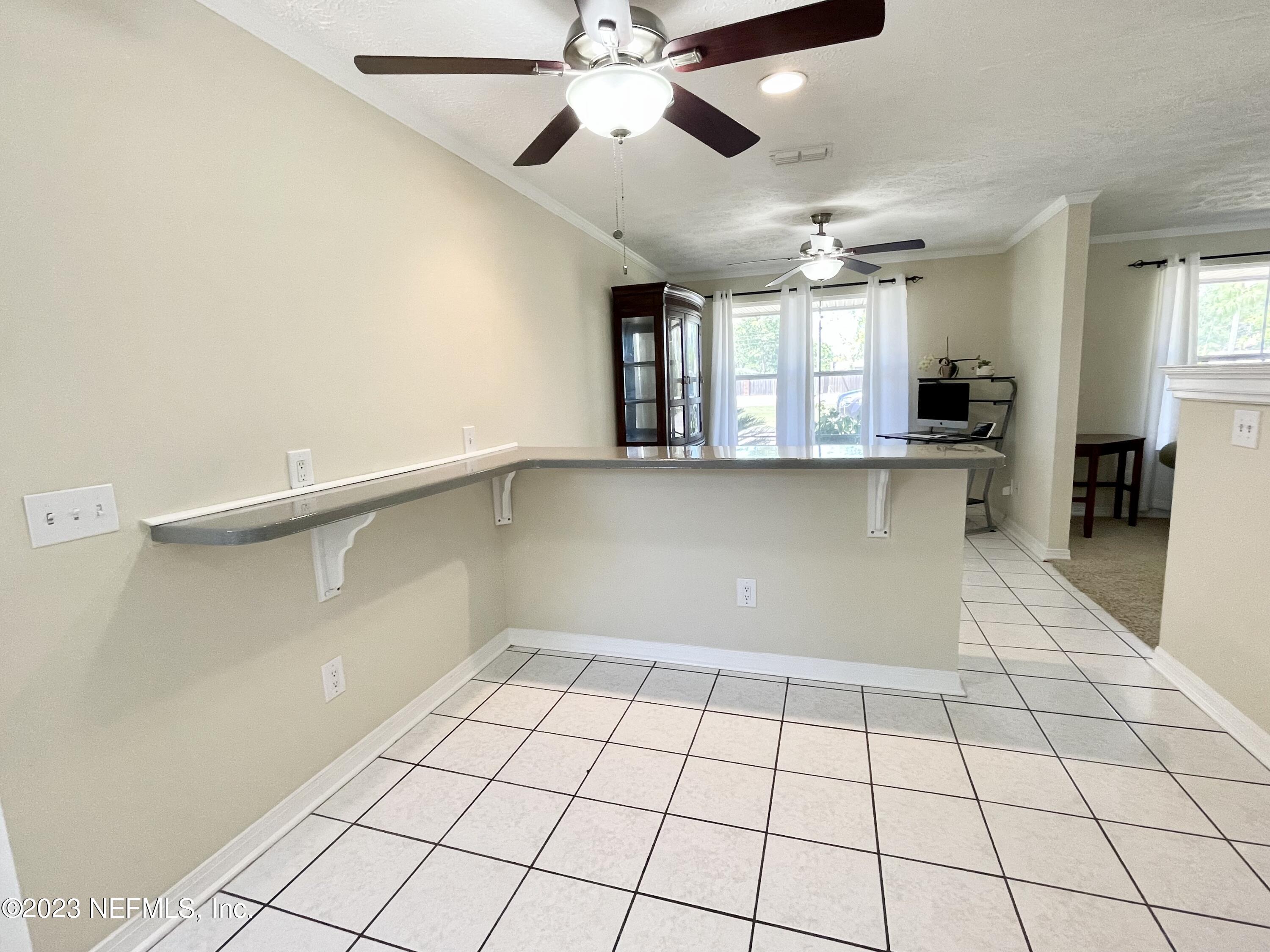 8250 Collins Road Jacksonville, FL 32244 - Photo 10 of 43 Eat in / Breakfast Bar