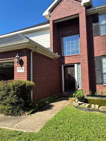 $299,900 | 13835 Clear Trail Lane, Houston, TX 77034