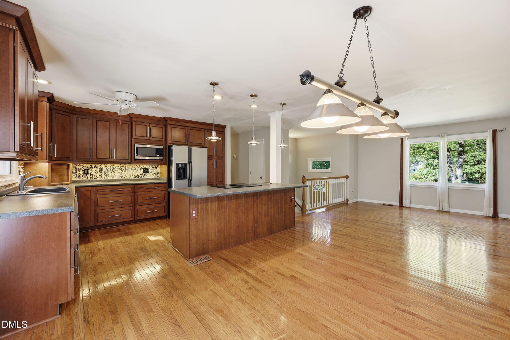 7904 Whitley Drive Raleigh, NC 27613 - Photo 3 of 57 18-web-or-mls-IMG_4835