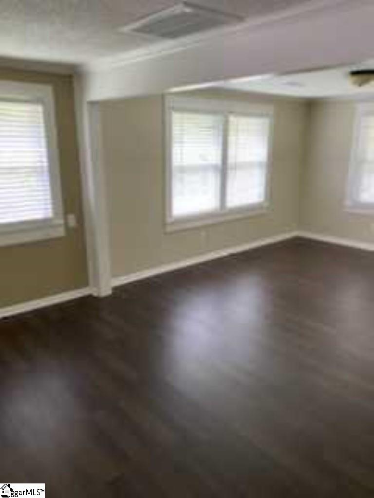 687 Scotland Road Easley, SC 29640 - Photo 4 of 15 Gallery Image 4