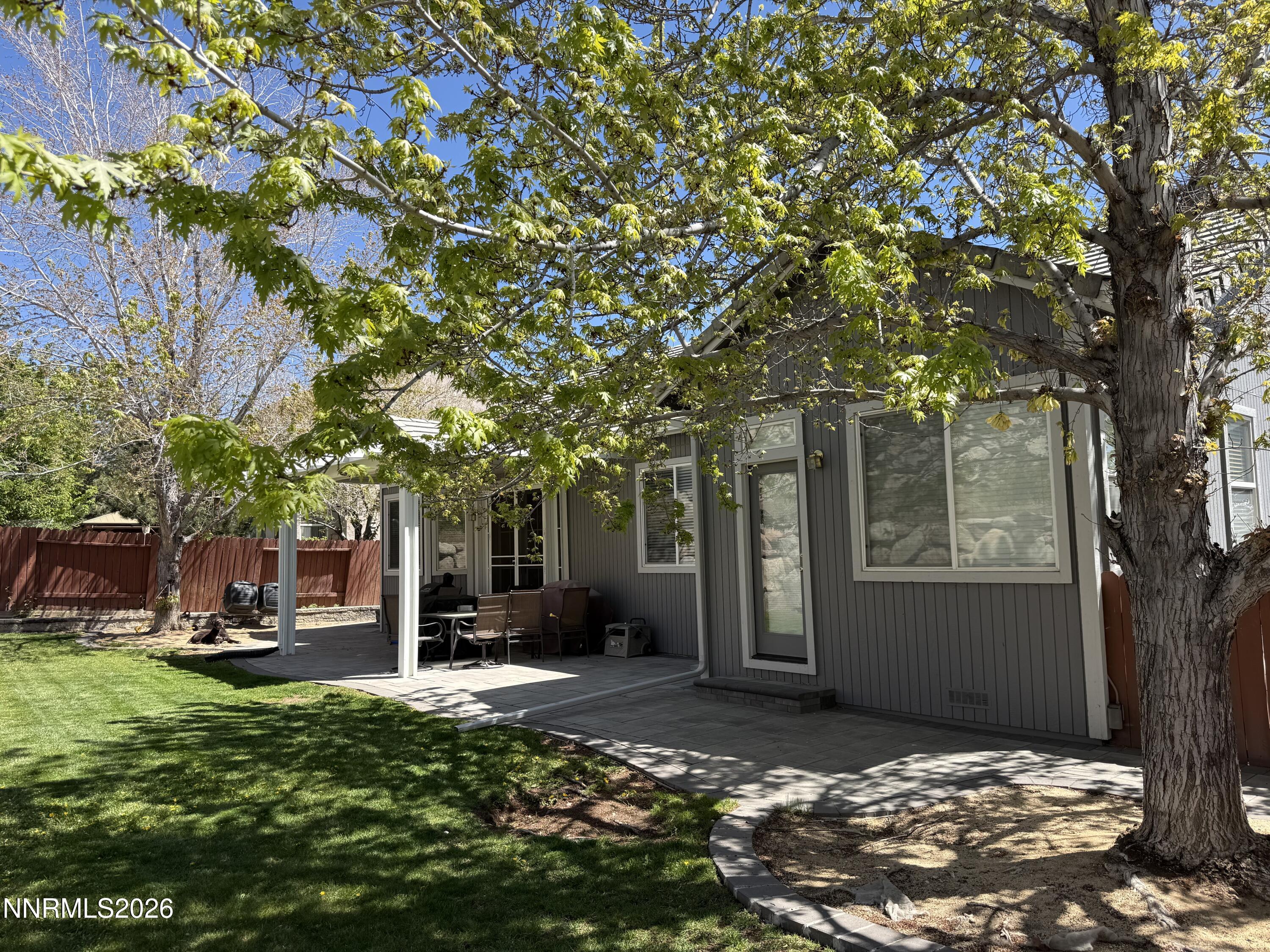 971 University Place Reno, NV 89512 - Photo 13 of 14 Back