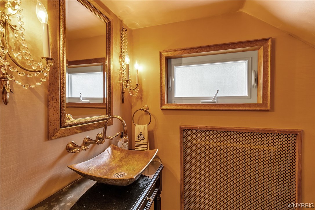 265 Middlesex Road Buffalo, NY 14216 - Photo 18 of 43