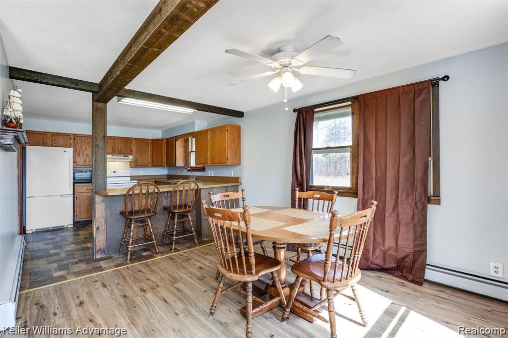10130 East Lovejoy Road Linden, MI 48451 - Photo 9 of 32 13-10130 E Lovejoy Rd Linden0008.jpg