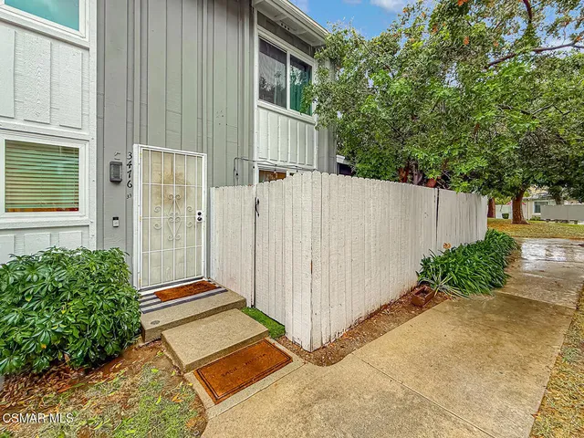 $450,000 | 3476 Lockwood Court, Unit 33, Simi Valley, CA 93063