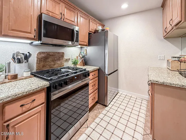 $450,000 | 3476 Lockwood Court, Unit 33, Simi Valley, CA 93063