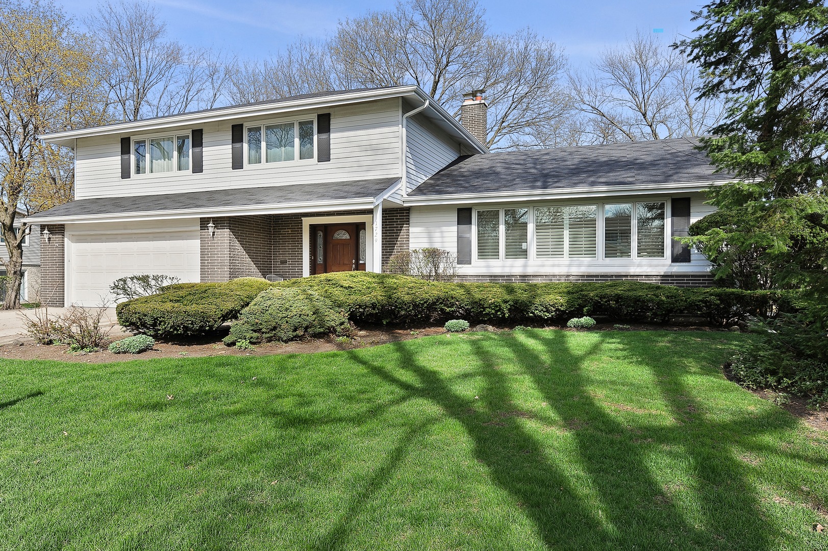 1729 Larkdale Road Northbrook, IL 60062 - Photo 1 of 19