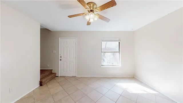 $900 | 1004 Verde Drive, Unit C, Bryan, TX 77801