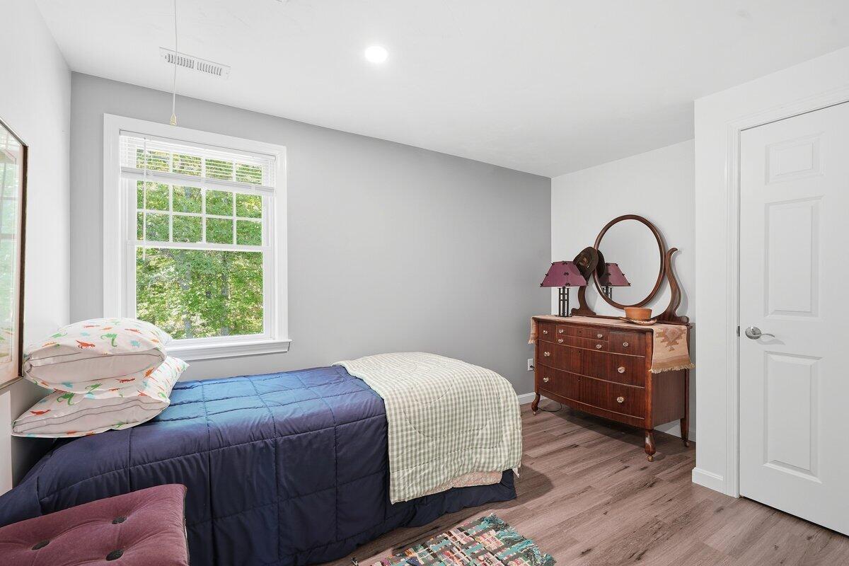 202 Quaker Road Falmouth, MA 02540 - Photo 27 of 39 202 Quaker Rd-26