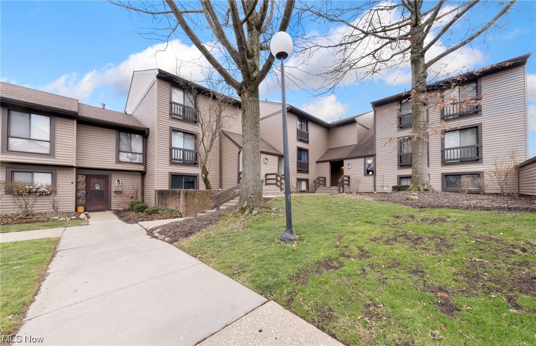 1135 Canyon View Road, Unit 402 Northfield, OH 44067 - Photo 1 of 27 Gallery Image 1
