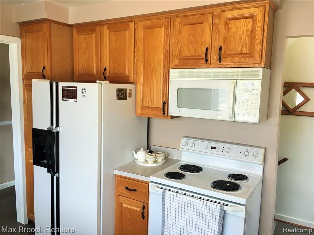 Kitchen 6.jpg