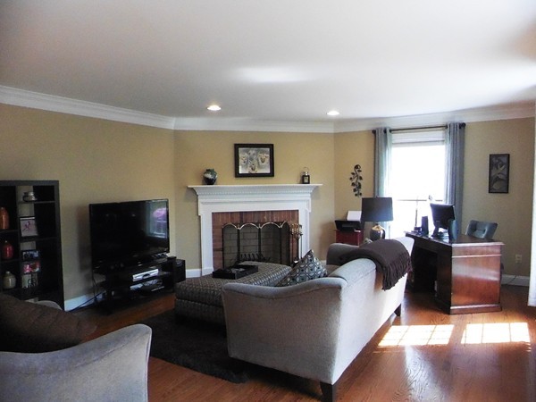 9 Apple Hill Road Wilbraham, MA 01095 - Photo 6 of 30 Gallery Image 6