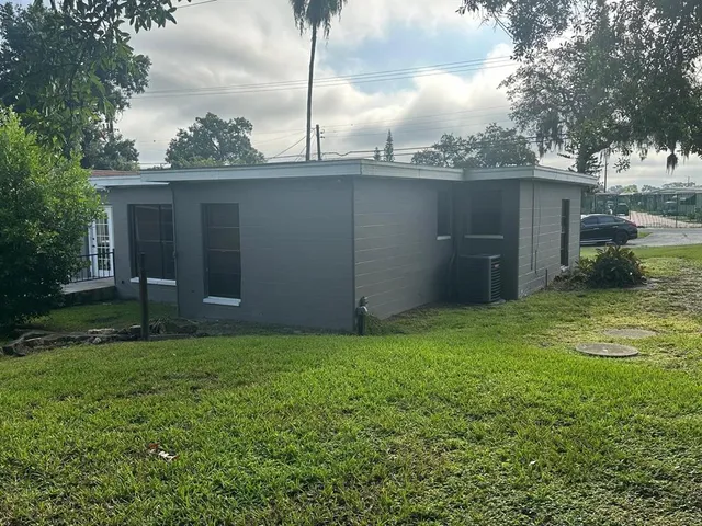 $2,500 | 212 North Chestnut Road, Lakeland, FL 33815