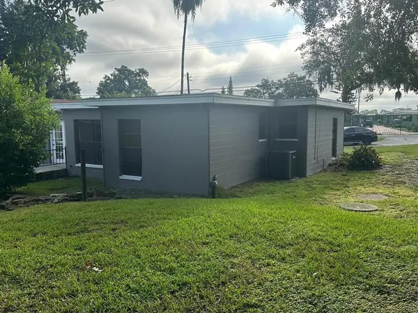 $2,395 | 212 North Chestnut Road, Lakeland, FL 33815