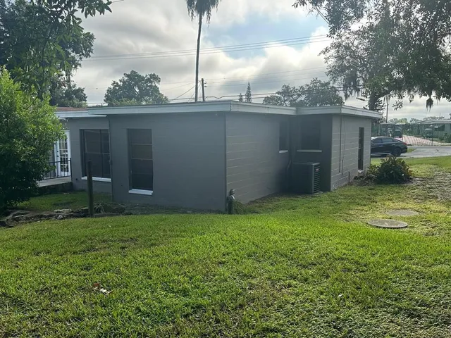 $2,500 | 212 North Chestnut Road, Lakeland, FL 33815