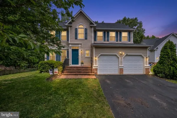 $875,000 | 6504 Wheat Mill Way, Centreville, VA 20121