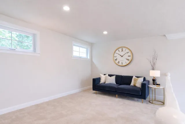 $4,100 | 3024 North Spurway Drive, Ann Arbor, MI 48105