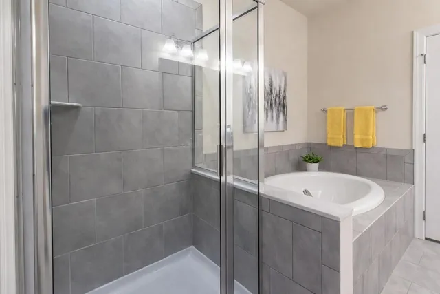 $4,100 | 3024 North Spurway Drive, Ann Arbor, MI 48105