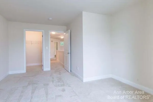 $4,000 | 3024 North Spurway Drive, Ann Arbor, MI 48105