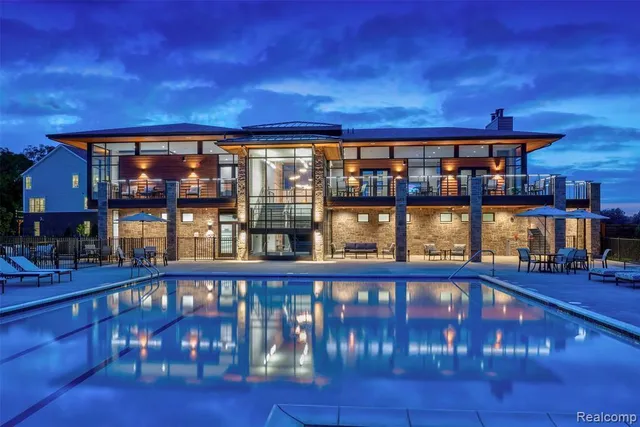 $4,100 | 3024 North Spurway Drive, Ann Arbor, MI 48105