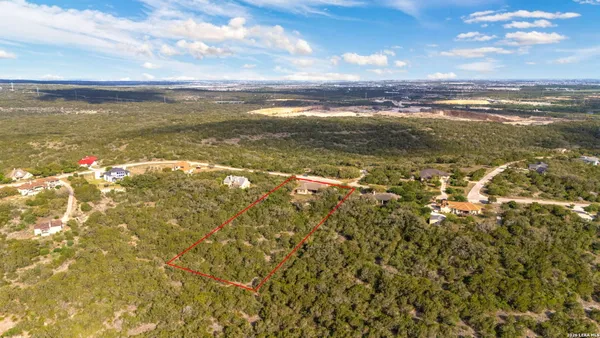 $699,000 | 827 County Road 2801 East, Mico, TX 78056