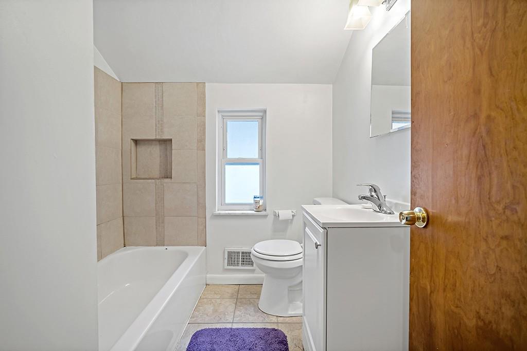 486-488 Long Road Pittsburgh, PA 15235 - Photo 17 of 22 Gallery Image 17