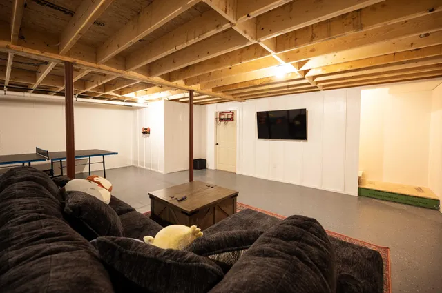 $439,000 | 31 Helena Way, Bridgton, ME 04009