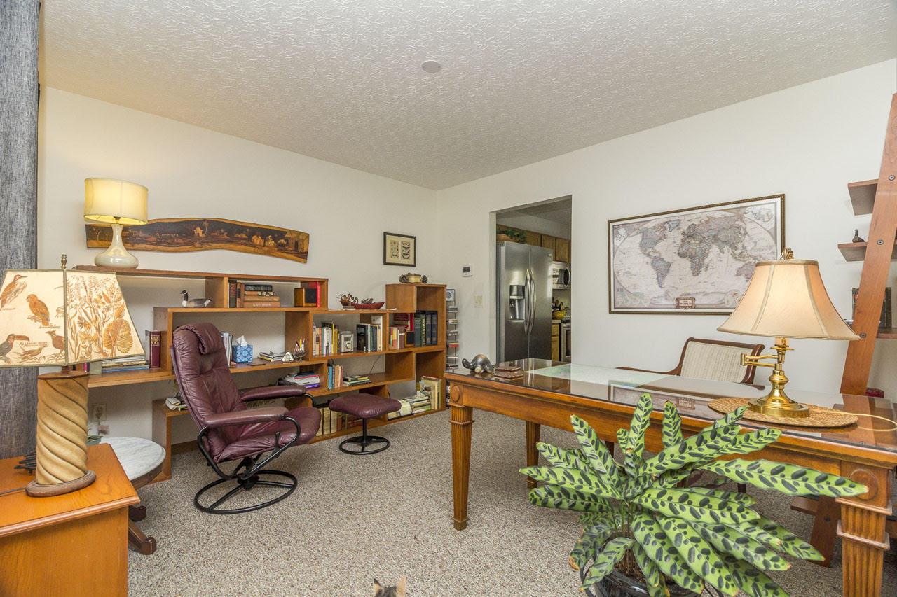 3101 Splitrock Road Columbus, OH 43221 - Photo 8 of 21 Gallery Image 8