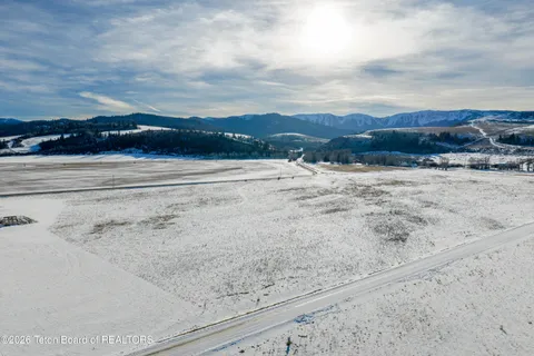 $340,000 | 1220 Horseshoe Lane, Driggs, ID 83422