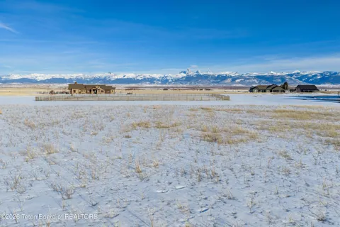 $340,000 | 1220 Horseshoe Lane, Driggs, ID 83422