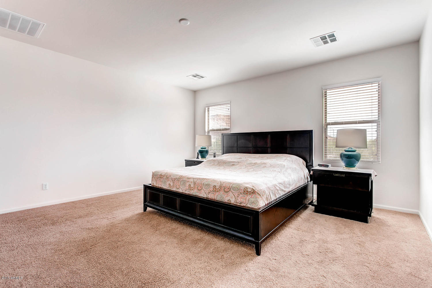 5403 West Red Bird Road Phoenix, AZ 85083 - Photo 16 of 32 5403 W Red Bird Rd Phoenix AZ-large-017-