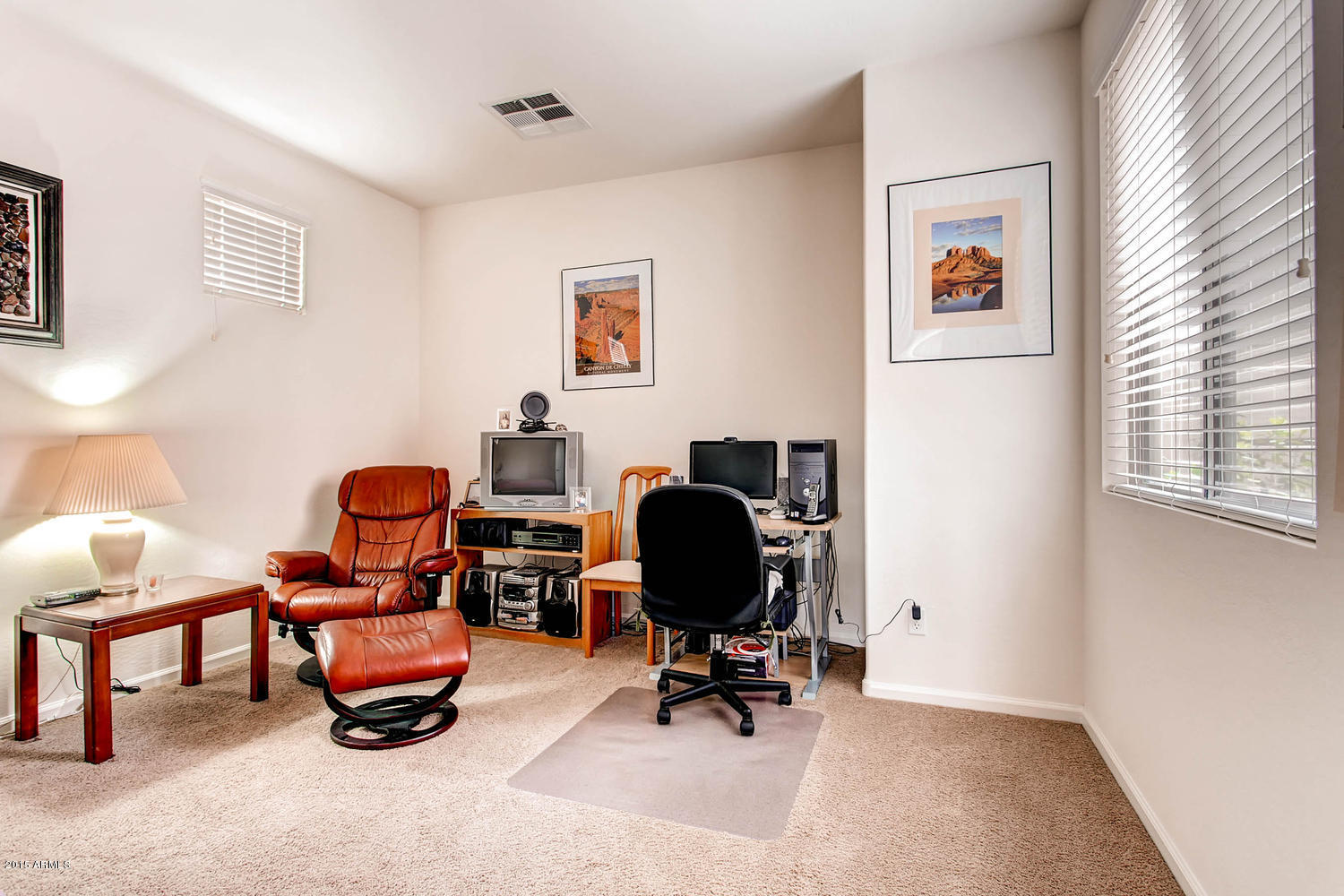 5403 West Red Bird Road Phoenix, AZ 85083 - Photo 8 of 32 5403 W Red Bird Rd Phoenix AZ-large-009-