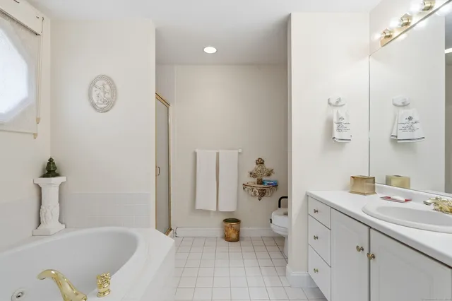 $729,000 | 59 Prospect Street, Unit C, Ridgefield, CT 06877