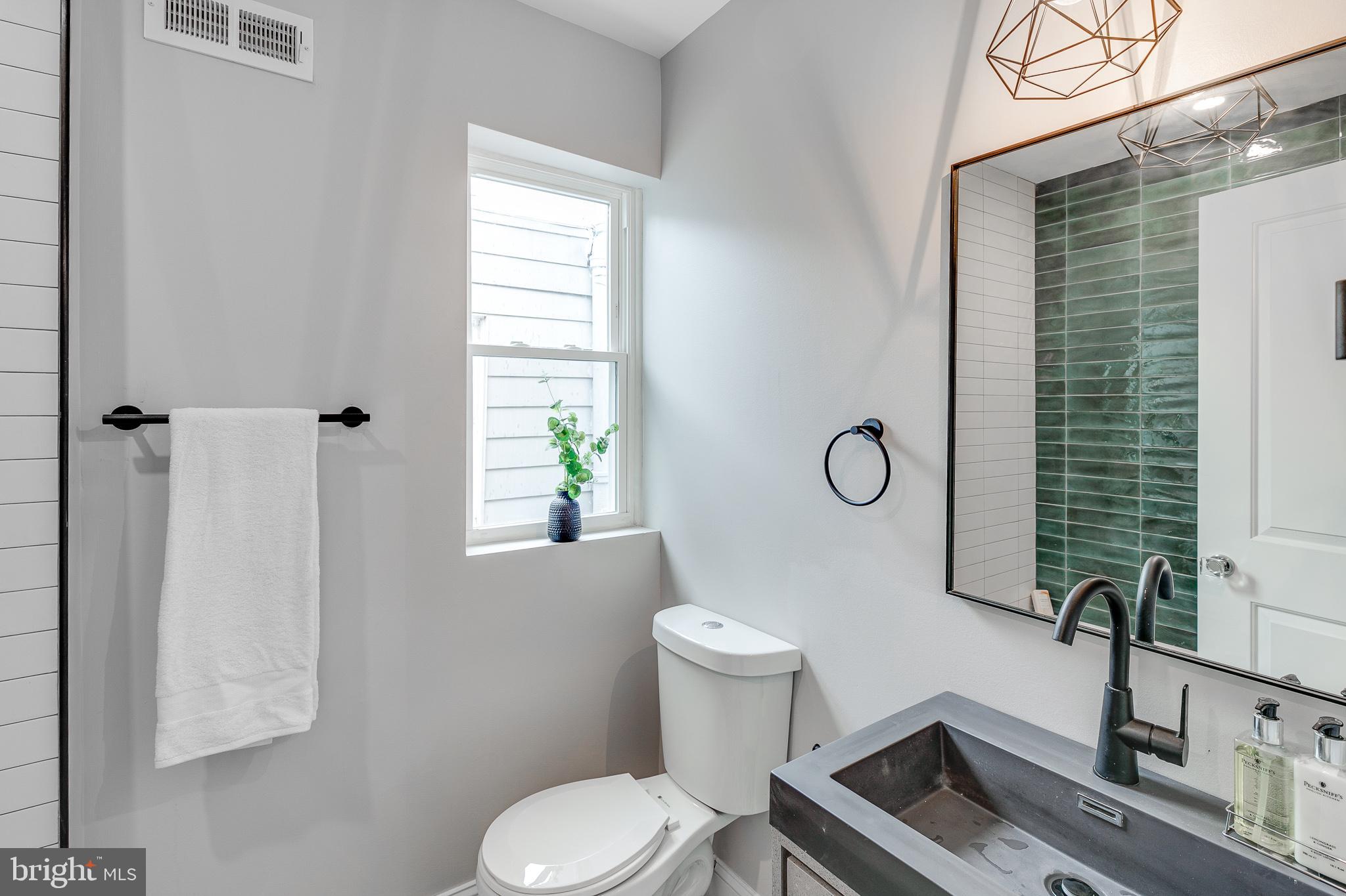 923 Tasker Street Philadelphia, PA 19148 - Photo 37 of 56 Gallery Image 37
