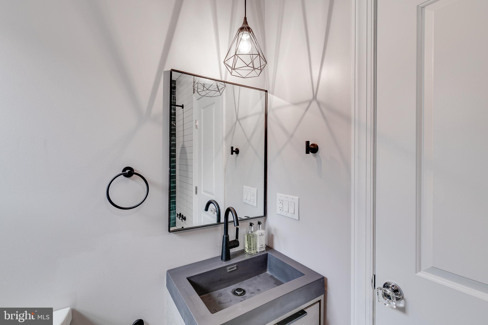 923 Tasker Street Philadelphia, PA 19148 - Photo 38 of 56 Gallery Image 38