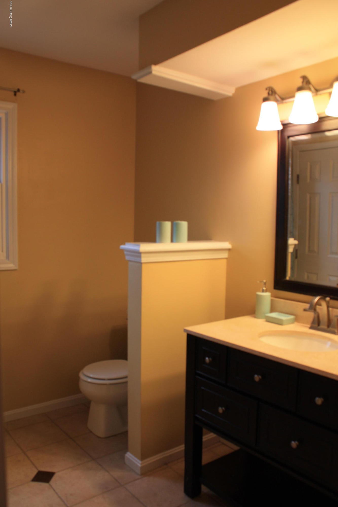 814 Moser Road Louisville, KY 40223 - Photo 32 of 39 IMG_2581