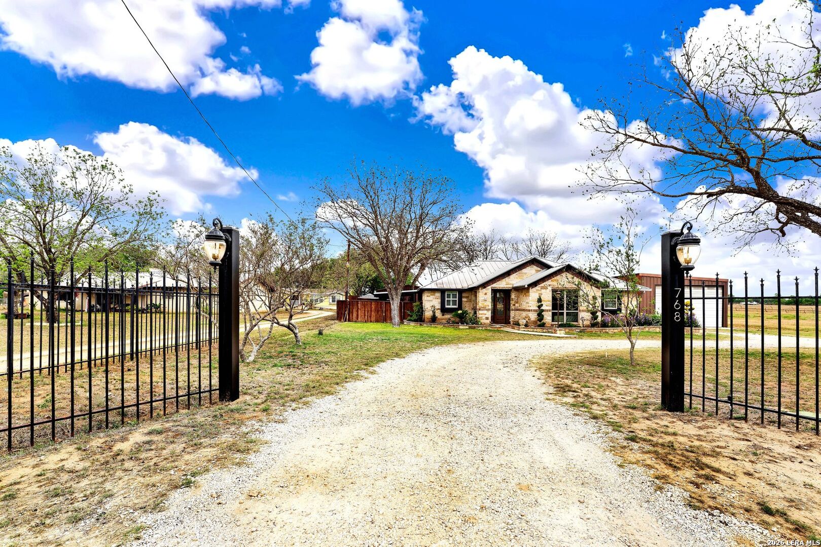 768 County Road 664 Devine, TX 78016 - Photo 8 of 53