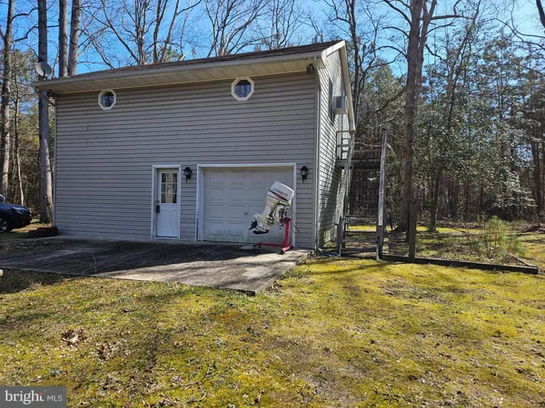 $279,900 | 17420 West Hudson Pond Road, Lincoln, DE 19960