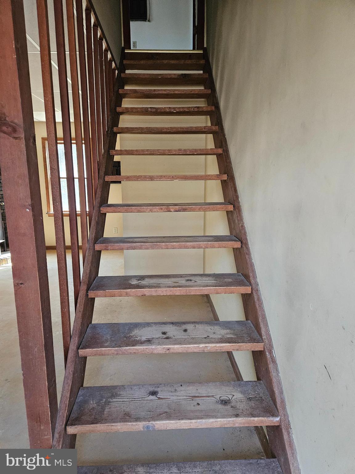 17420 West Hudson Pond Road Lincoln, DE 19960 - Photo 4 of 13 Stairway to the 2nd floor