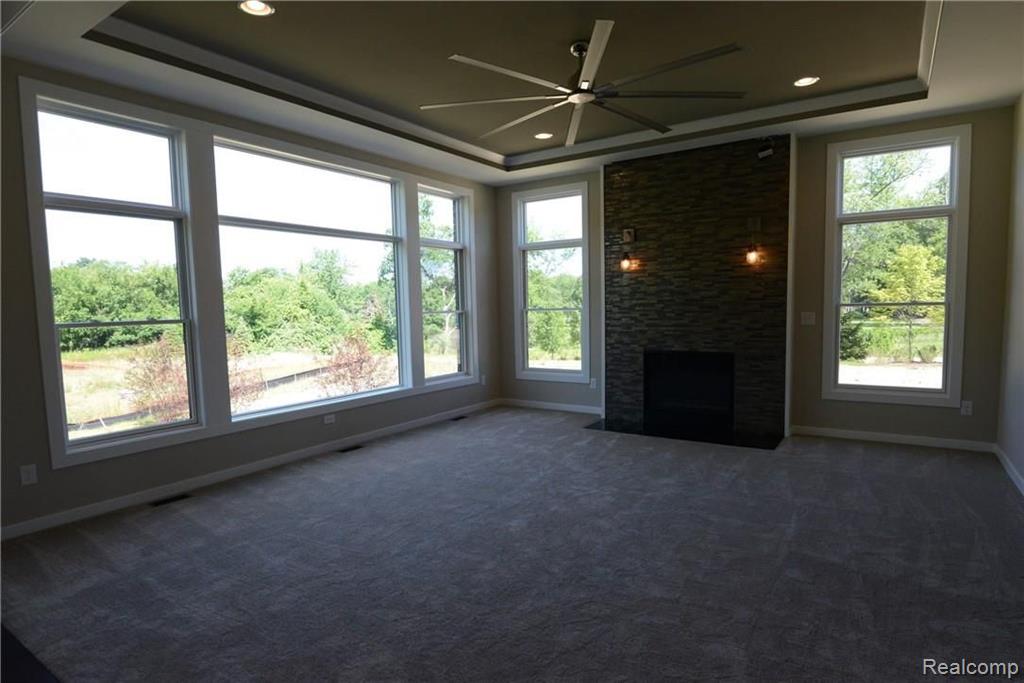 28696 Forest Ridge Drive Farmington Hills, MI 48331 - Photo 8 of 23
