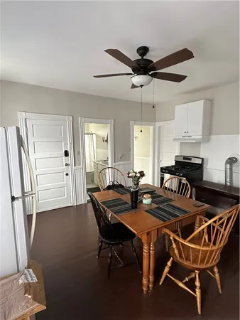 $3,000 | 29 Prospect Street, Unit 3, Bristol, RI 02809