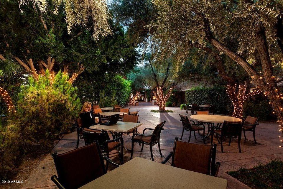 7416 North Tombstone Road Scottsdale, AZ 85258 - Photo 38 of 41 Scottsdale Resort Courtyard