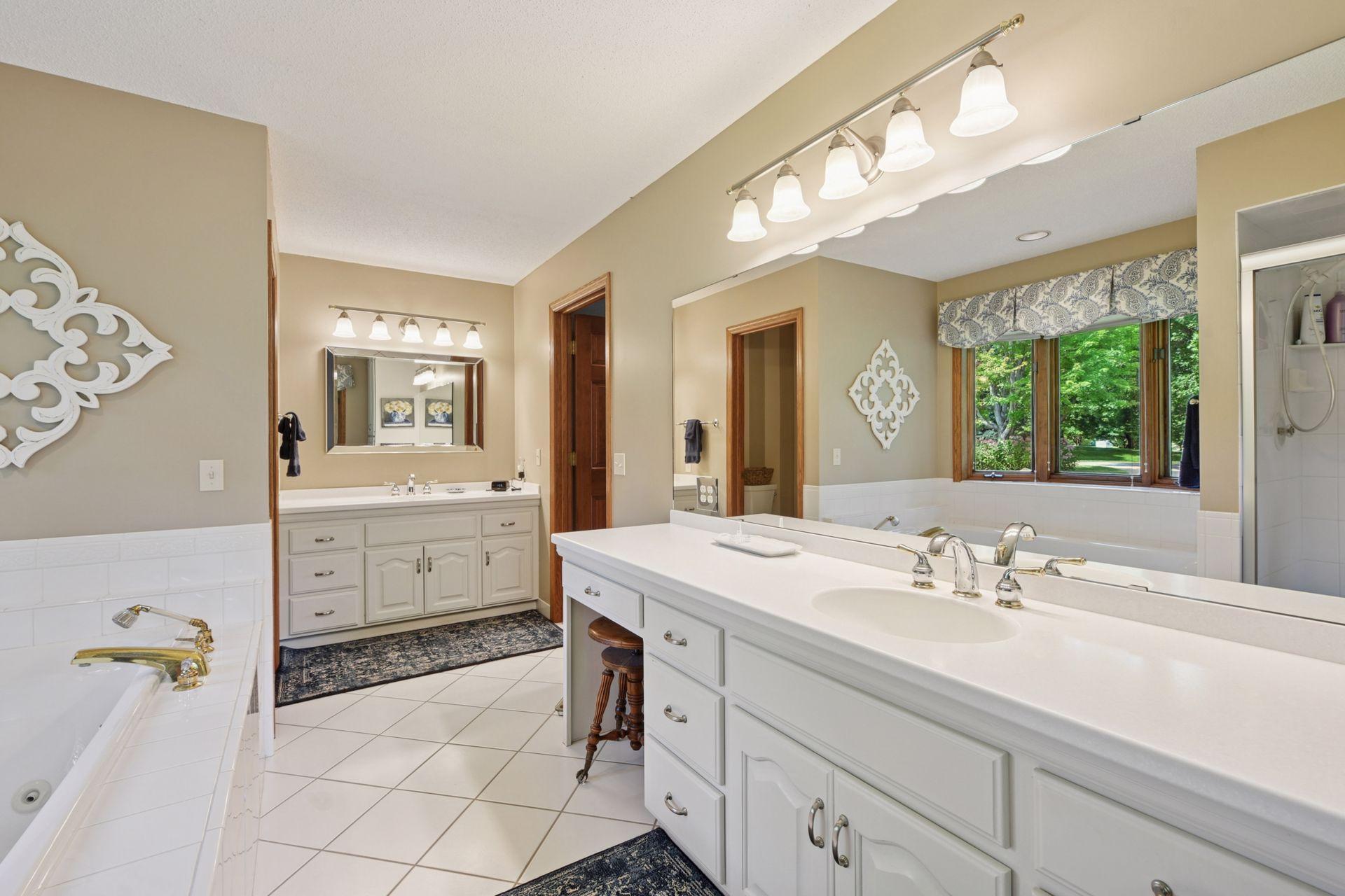 5325 Saddle Ridge Trail Independence, MN 55359 - Photo 21 of 41 Gallery Image 21