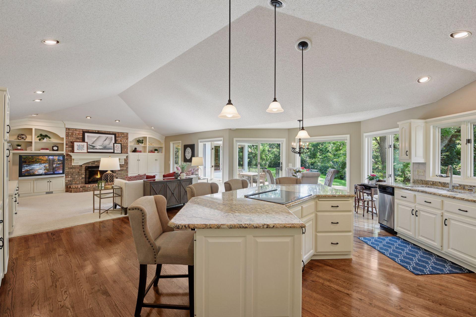 5325 Saddle Ridge Trail Independence, MN 55359 - Photo 8 of 41 Gallery Image 8