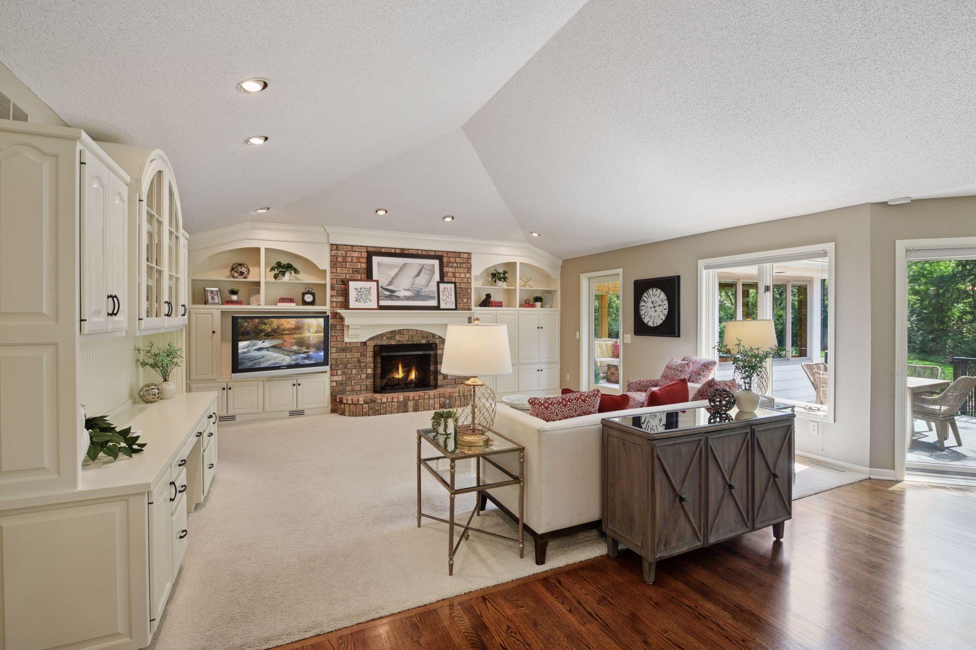 5325 Saddle Ridge Trail Independence, MN 55359 - Photo 10 of 41 Gallery Image 10