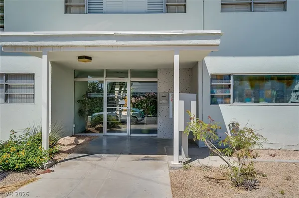 $1,195 | 1700 Rexford Drive, Unit 104, Las Vegas, NV 89104