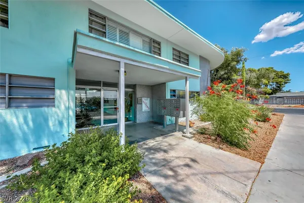 $1,195 | 1700 Rexford Drive, Unit 104, Las Vegas, NV 89104