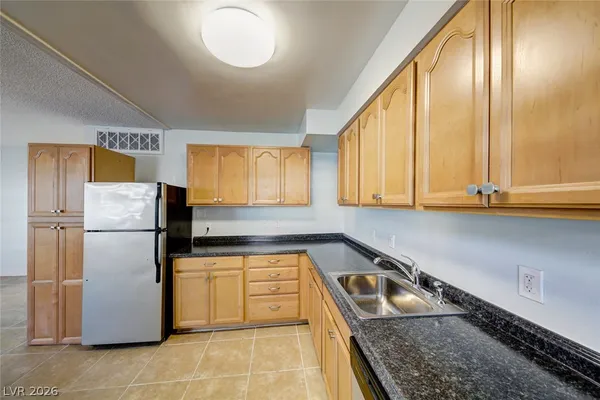 $1,195 | 1700 Rexford Drive, Unit 104, Las Vegas, NV 89104