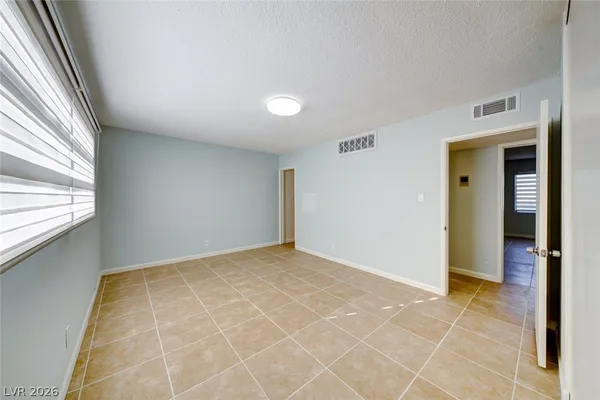$1,195 | 1700 Rexford Drive, Unit 104, Las Vegas, NV 89104