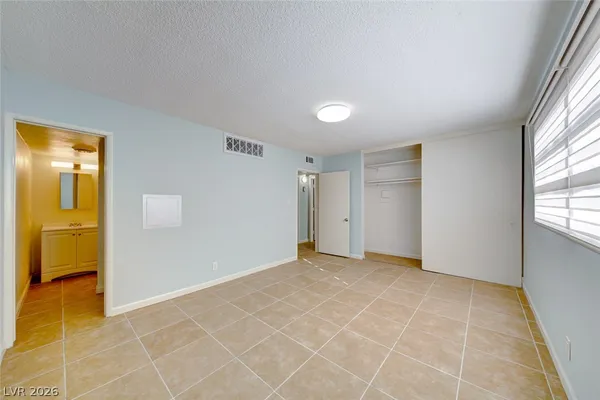 $1,195 | 1700 Rexford Drive, Unit 104, Las Vegas, NV 89104